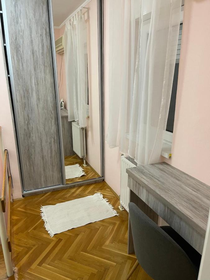 Apartment Cactus 021 노비사드 외부 사진